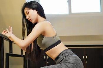 Feilin嗲囡囡 – 翻看陈雅漫VICKY的双马尾写真，突然觉得我的马尾有点失色了……