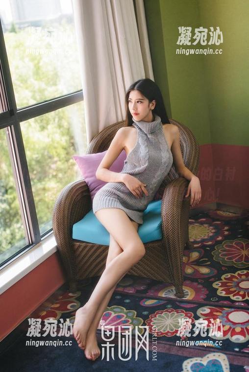 GIRLT果团网-何梦兮Stacy GIRLT果团网 - 看,何梦兮Stacy的白衬衫套图!每一个角度都在撩拨我的心!