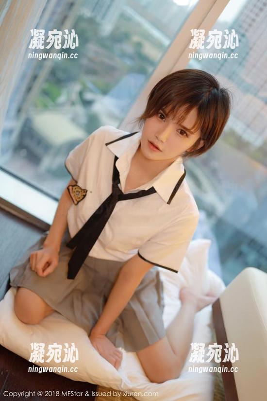 MFStar模范学院 - 下载前请自备纸巾：李颖煊baby的礼服作品太美了！