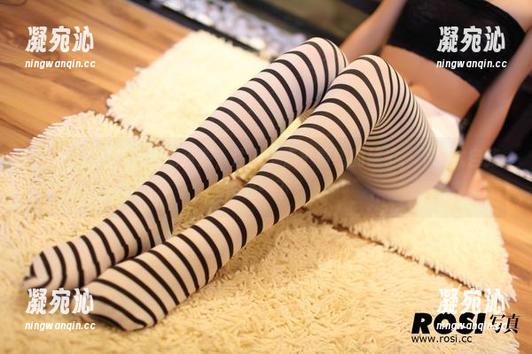 ROSI ROSI棉袜,免费的资源,注入了点小情绪的袜子,不试试自我感受一下?