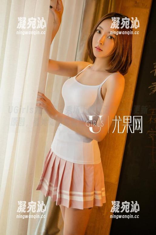 UGirls尤果网 - 秀场上的沈诺馨——更新原图，看她如何驾驭婚纱的华丽与优雅！