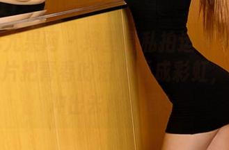 UGirls尤果网 – 绮里嘉私拍运动：看她如何用图片把青春的活力画成彩虹，瞬间想冲出去跑一圈！
