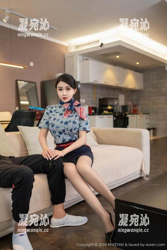 XINGYAN星颜社 - 从李若汐ci的美足图片更新，我发现她的脚比我还会搭配颜色！