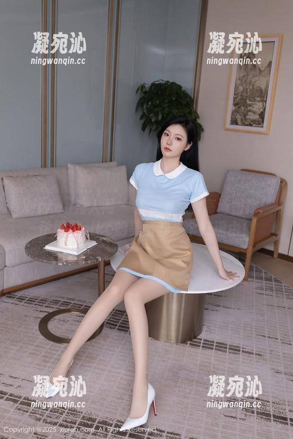 Xiuren秀人网-伊思思niko Xiuren秀人网 - 让人上瘾的高清图库:伊思思niko的美脚就是个好理由!