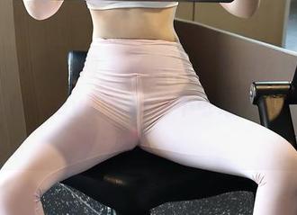 Xiuren秀人网 – 高清写真里的花嫁，伍晓丽Shirley的美真是不可思议，直击心扉。