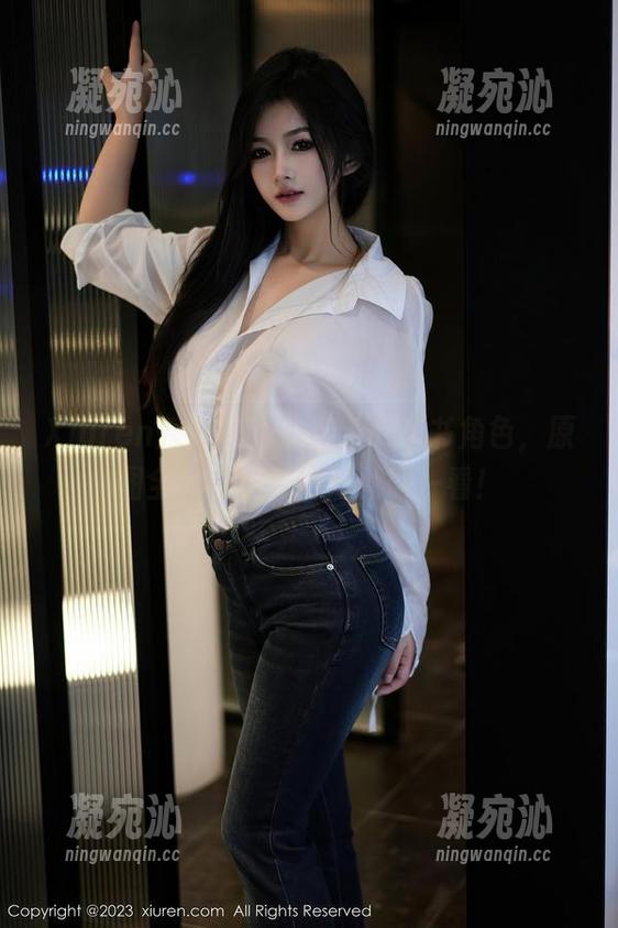 Xiuren秀人网-小芭乐 Xiuren秀人网 - 小芭乐的秘书角色,原图全集打卡,绝对值得一看!