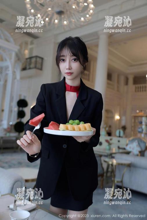 Xiuren秀人网-李七喜 Xiuren秀人网 - 李七喜的人生哲学:穿吊带,方能如风!这套图了解一下,下载不亏!