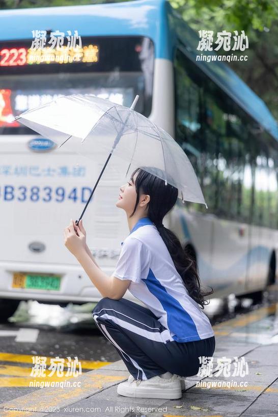 Xiuren秀人网-李可儿 Xiuren秀人网 - 穿着高跟鞋的李可儿:原图让你心动,作品中还有哪些惊喜?