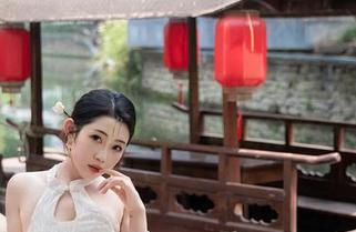 Xiuren秀人网 – 程程程的黑丝，高效输送眼球，图库高清，潜藏无数惊喜！