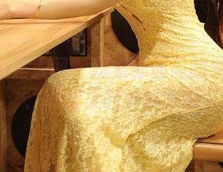 Xiuren秀人网 – 探索邹晶晶的女王写真：原图里的梦幻时刻