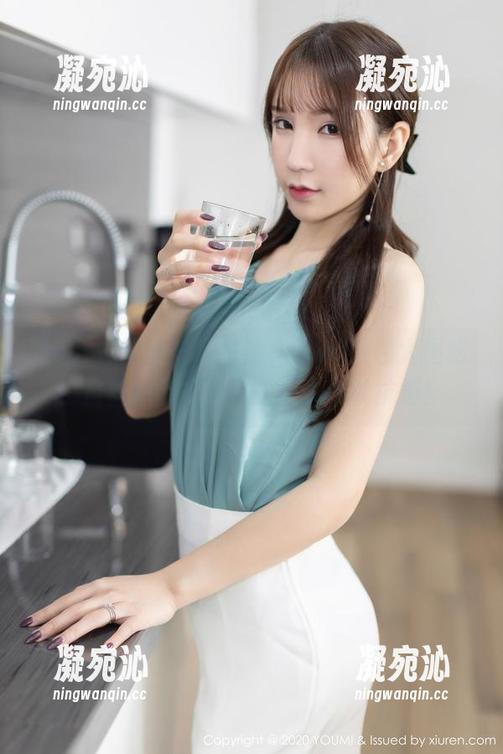 YouMi尤蜜荟-左冰Queen YouMi尤蜜荟 - 左冰Queen图包大揭秘:白丝的诱惑,真是让人难以抗拒!