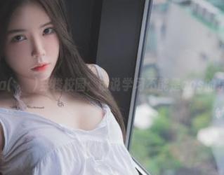 Yuka(유카)穿梭校园：谁说学习不能是cos的乐趣？