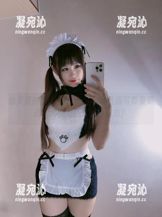 miko酱ww 幽灵般的美丽:miko酱ww最新写真集更新,谁能抵挡这样的魅力?