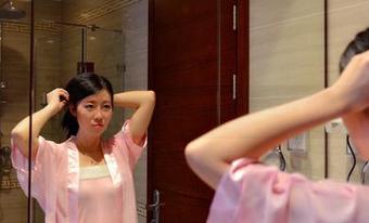 pans – 细腻到让人变得疯狂，微妮的镂空作品私拍魅力无穷