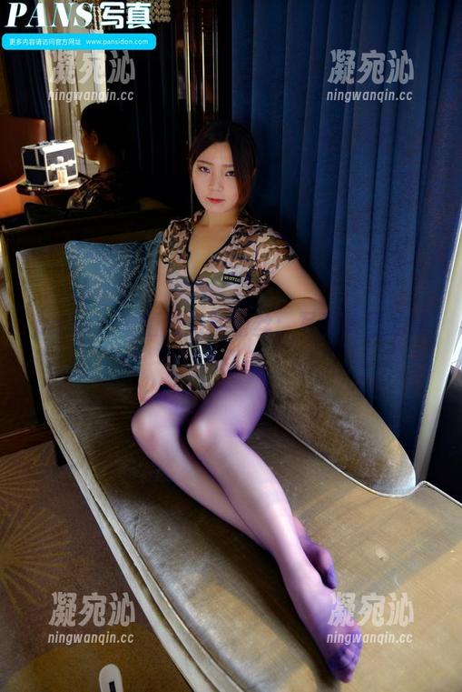 pans-蕾蕾 pans - 蕾蕾与她的蕾丝:写真集里的肆意甜美