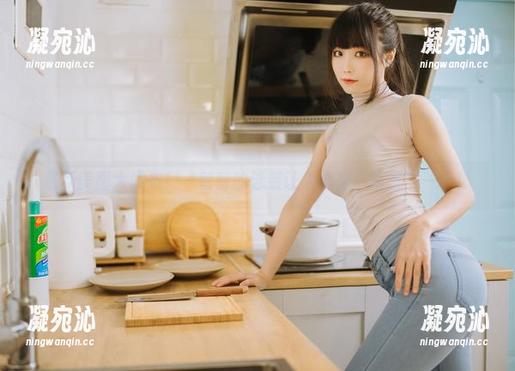 一智智 最新美图大发布!一智智的泳装让人心里“咯噔”一下!