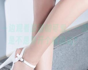 丽柜 – 一边观看甜甜的可爱，一边在想她是不是要开个甜品店？