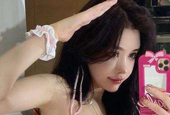 微密圈 – 从无圣光中找美丽，于芷晴吊带袜天使合集陶醉一夏