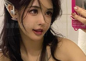 微密圈 – 谁说裸足不能美？于芷晴的美图壁纸让你重新定义！