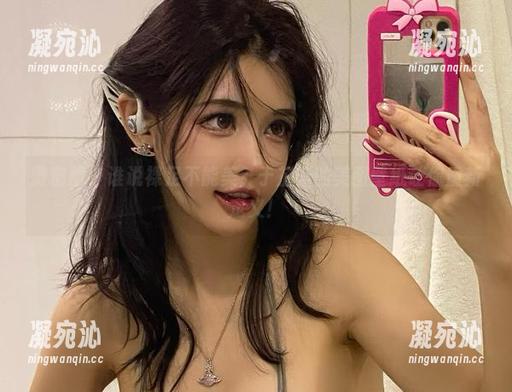 于芷晴 微密圈 - 谁说裸足不能美?于芷晴的美图壁纸让你重新定义!