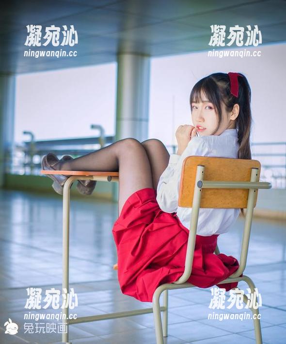 兔玩映画 甜美学姐的兔玩映画瞬间,资源让人意犹未尽