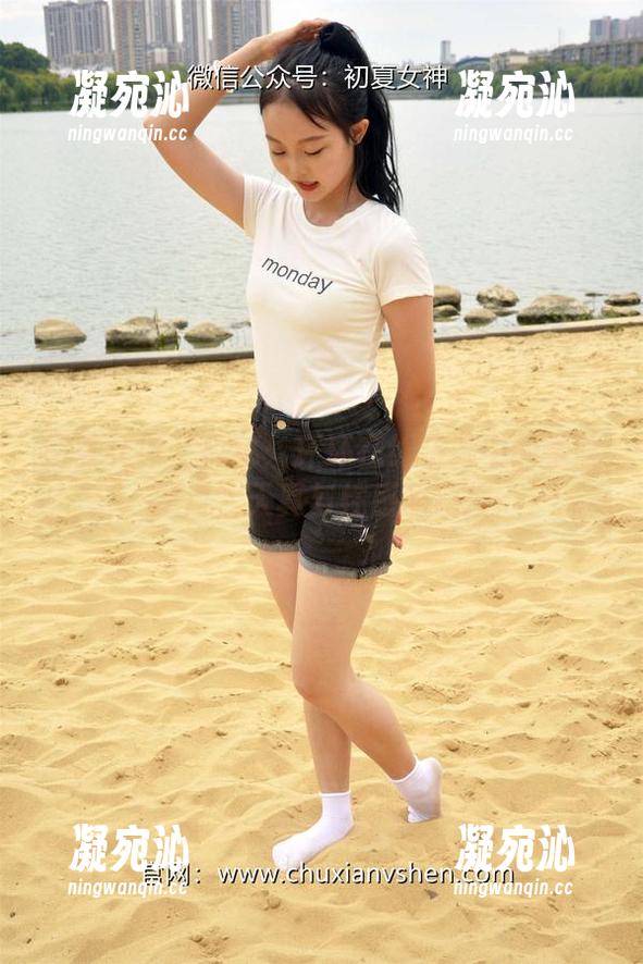 初夏女神-环环 初夏女神 - 探秘:环环在线资源中的学院之风,天真与性感的碰撞