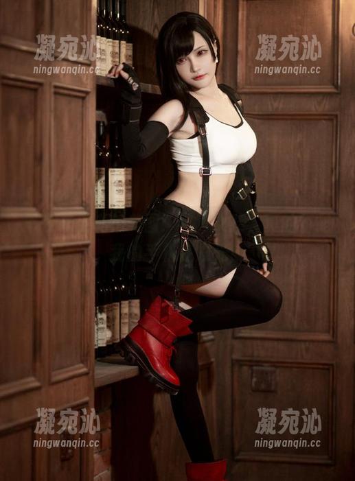 千夜未来 千夜未来私拍美图:这种女孩,真的不是我的手机在发光!