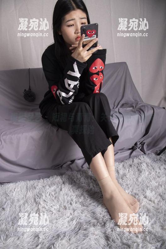 南国足艺-青青 南国足艺 - 短裙与青青:关于风的高清写真探险