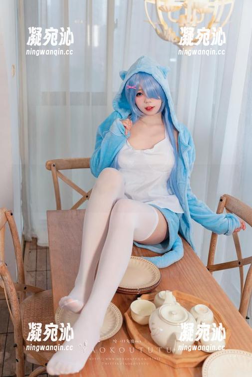 咬一口兔娘 那条双马尾,和咬一口兔娘的套图一样,撩得人心痒痒!