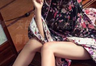 头条女神 – 天台拯救了周思超，最新美图简直不要太好看！