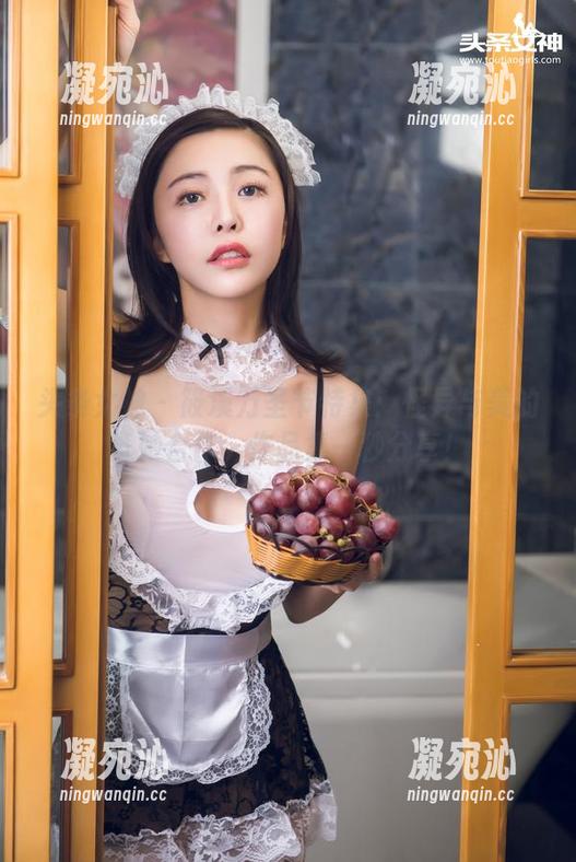 头条女神-筱溪 头条女神 - 筱溪万圣节特集:怪异与美的奇妙合作,作品集一秒分享!