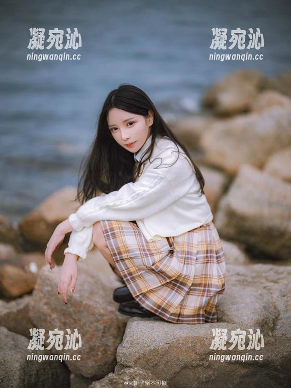 妍子坚不可摧内衣下载：瞬间变成时尚博主的秘籍，快来试试吧！