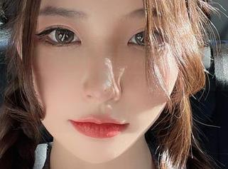 微密圈 – 妮是老虎美图集合：那些丝袜拍出来的瞬间，真是妙不可言，眼睛都不够用了！