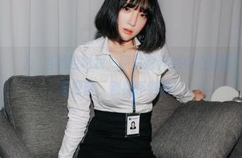 “姜仁卿(강인경)：当她控制我，照片都开始小心翼翼！”赶紧点击看原图，别被吓到哦！