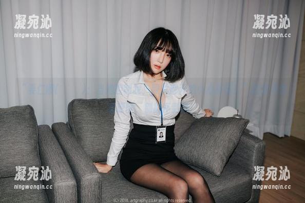 “姜仁卿(강인경)：当她控制我，照片都开始小心翼翼！”赶紧点击看原图，别被吓到哦！