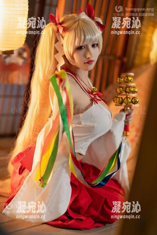 小仓千代w 小仓千代w的裸足写真集,资源竟然能让人这么失控?