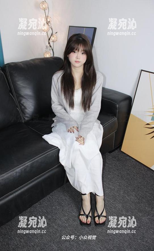 小众视觉-婷婷 小众视觉 - 婷婷的美足图库,下载之前请系好安全带!