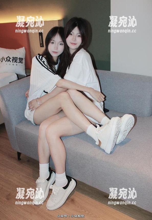 小众视觉-思思姐 小众视觉 - 穿上红裙的思思姐,全套照片让你目不暇接,下载后必定舔屏!