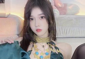 小小奶瓶儿的珍珠人鱼加长版图包，精选之作，似乎每一帧都是来自大海的呼唤！