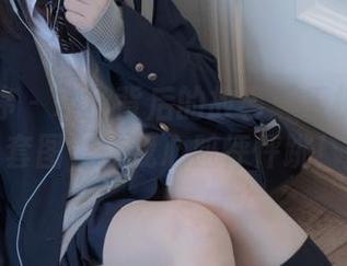 少女秩序 – 灰丝背后的故事：乐栀的完美套图，让我心脏怦怦跳！