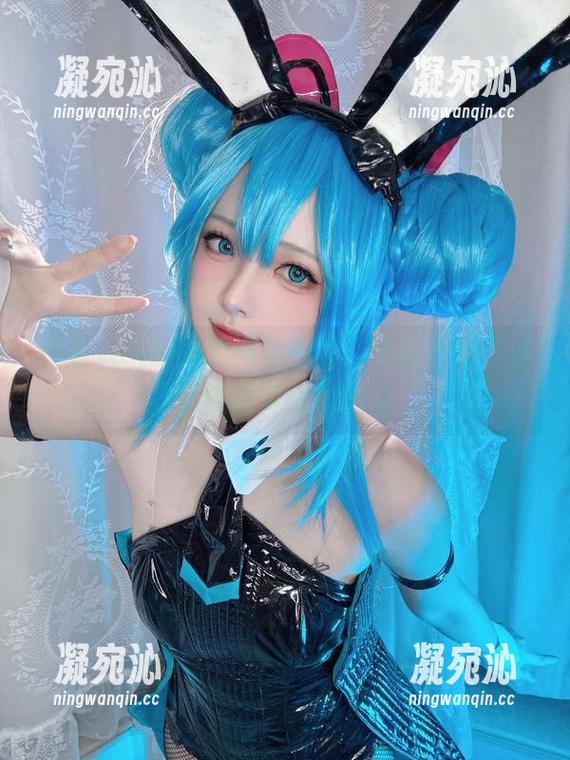 屿鱼yukako 屿鱼yukako的内衣图集:福利满满,小心随时掉入鱼塘哦