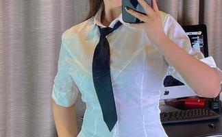 微密圈 – 学姐风再升级！张思允的jk制服免费套图，看看是不是你的菜
