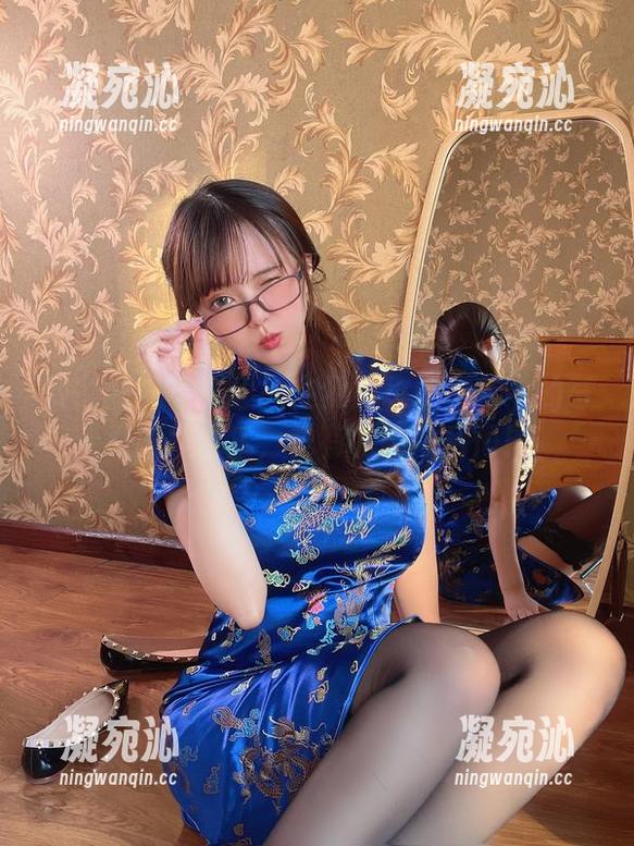 张思允 微密圈 - 看张思允在烈焰玫瑰房车中的奇幻旅程合集,么有下载会后悔!