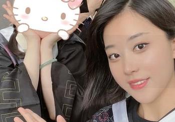 微密圈 – 只为你！张老师2022专享图片限时下载，点进来看看？