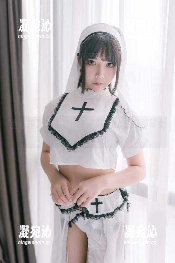 抱走莫子aa 当私拍遇上胶衣:抱走莫子aa变身神秘女郎
