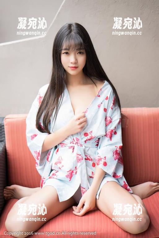 推女神-Kiren_程程程 推女神 - Kiren_程程程的高跟鞋:写真更新,时尚与魅惑的完美碰撞!