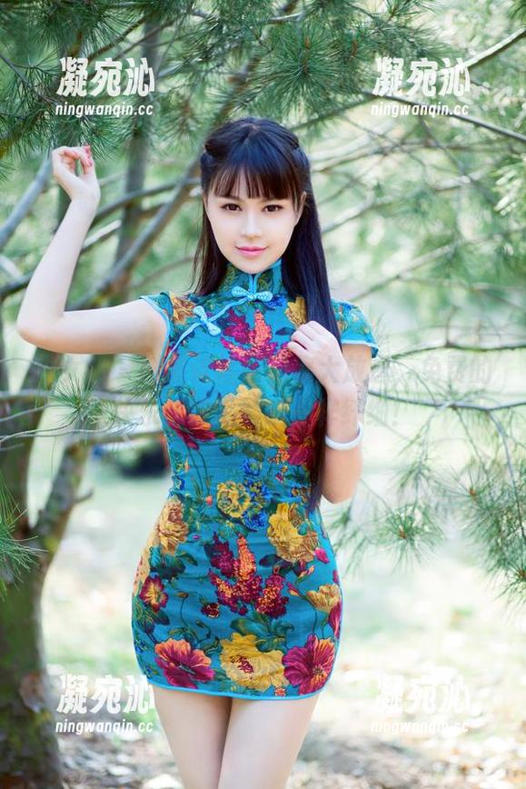 推女郎-赵惟依 推女郎 - 赵惟依丝袜图集大放送,免费的快乐就像她的腿一样纤细!