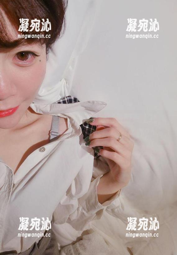 微密圈 – 杨大乐乐很靠谱黑色图集上线，真的有点让我小鹿乱撞，怎么办？