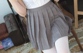 照片背后：森萝财团校服肉丝少女，真是个不简单的搭配啊！
