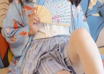 森萝财团的黑丝红格子裙图包一拿出来，我就忍不住想分享，这资源简直是太惊艳了吧！